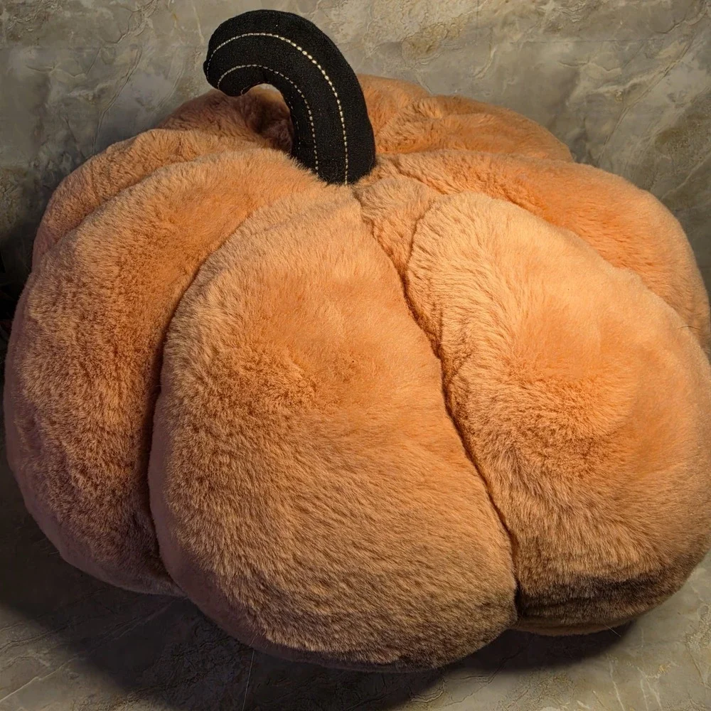 Martha Stewart Pink Plush Pumpkin Jack-O-Lantern Faux Fur Halloween Pillow 14